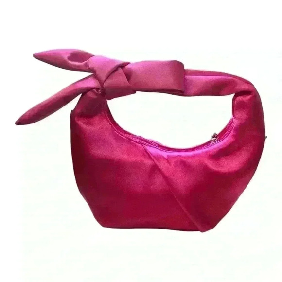 Barbiecore NWT Fushia Pink Satin Shoulder Purse with Chain Strap and Bow Detail - Picture 1 of 4